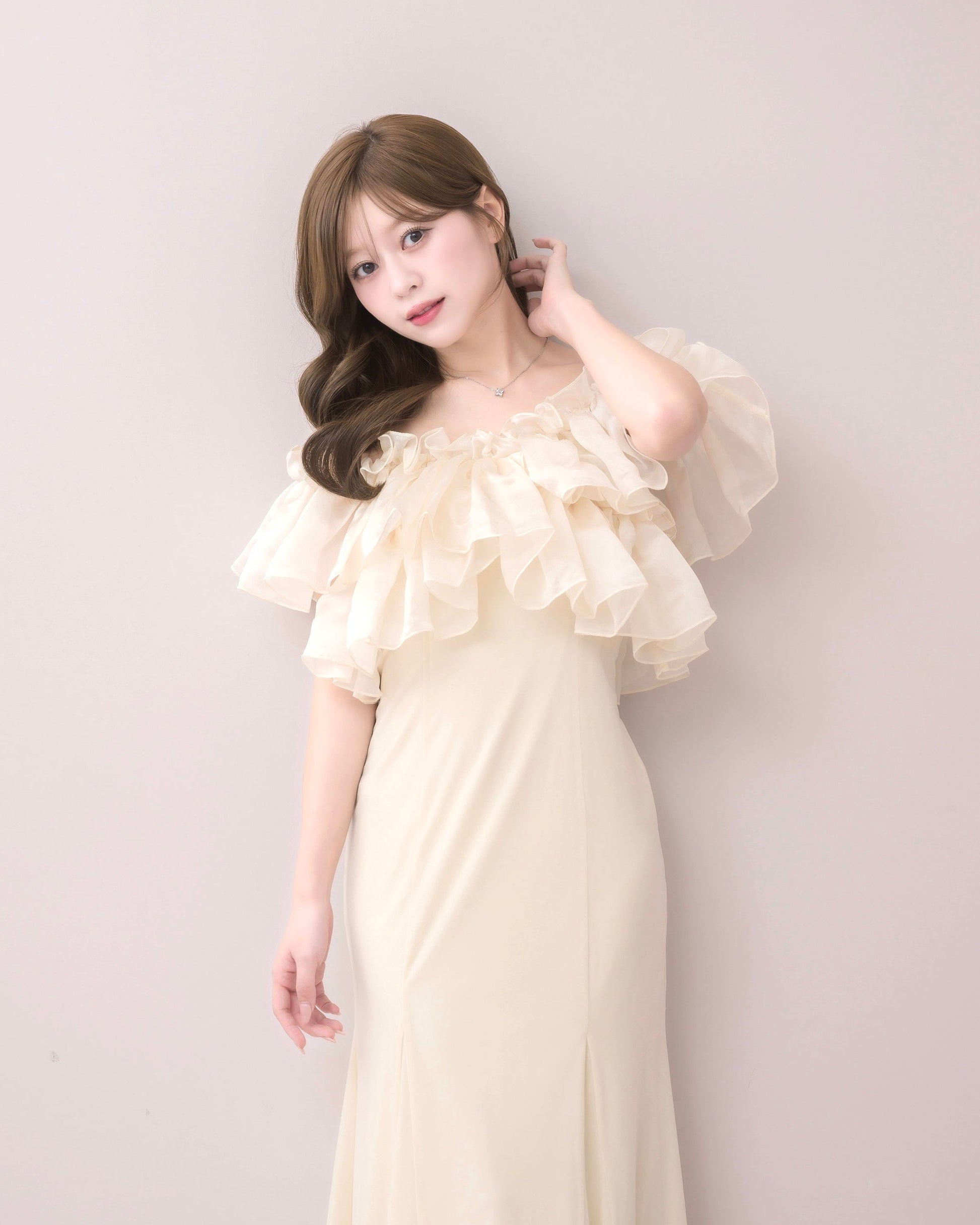 モデル身長:155cm / 着用カラー:アイボリー