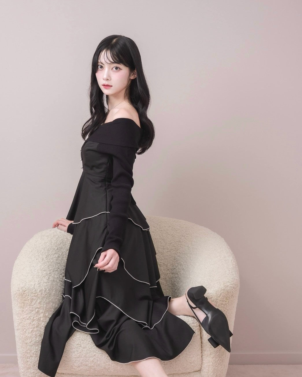 モデル身長:164cm / 着用カラー:ブラック