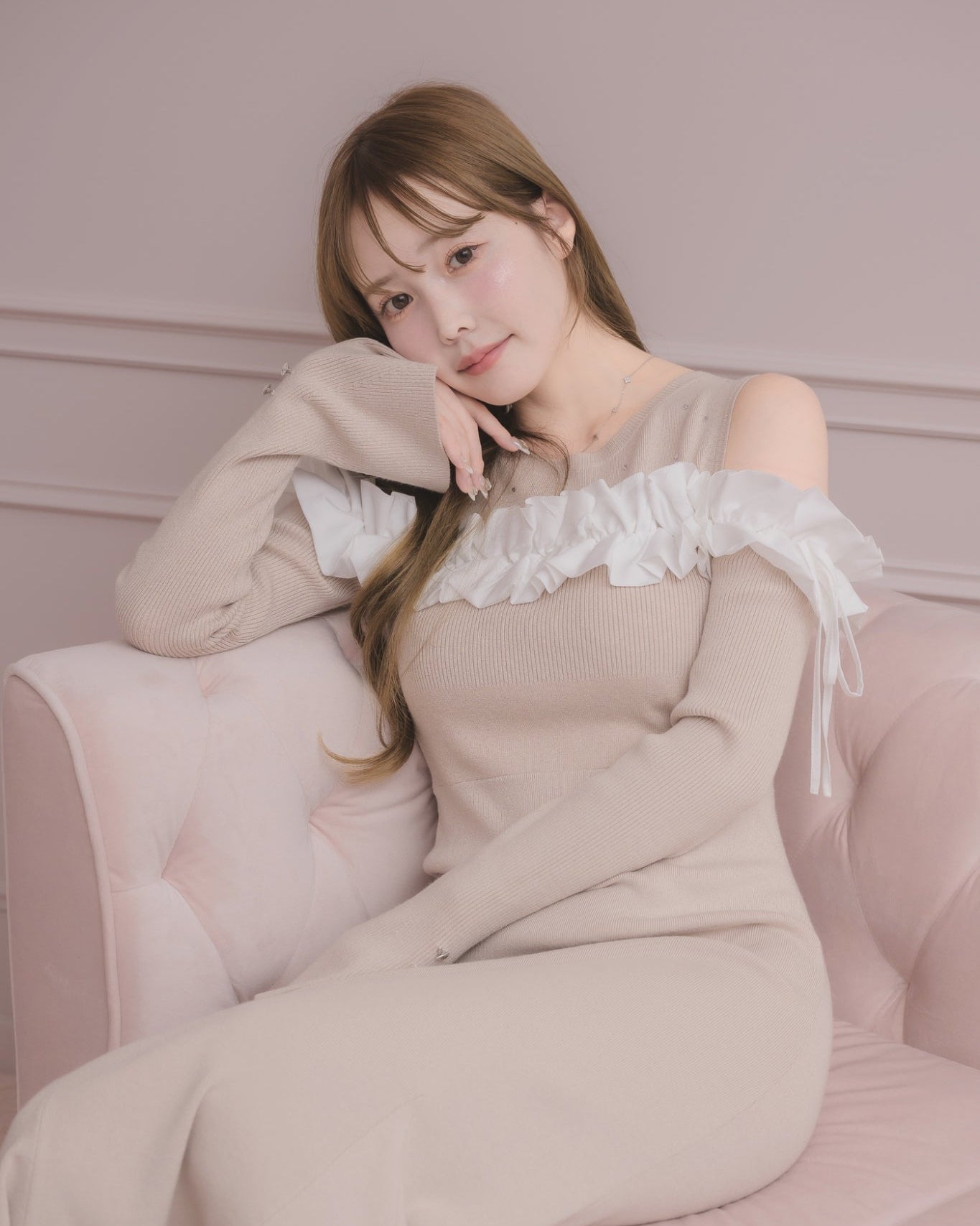 モデル身長:166cm / 着用カラー:ピンクベージュ
