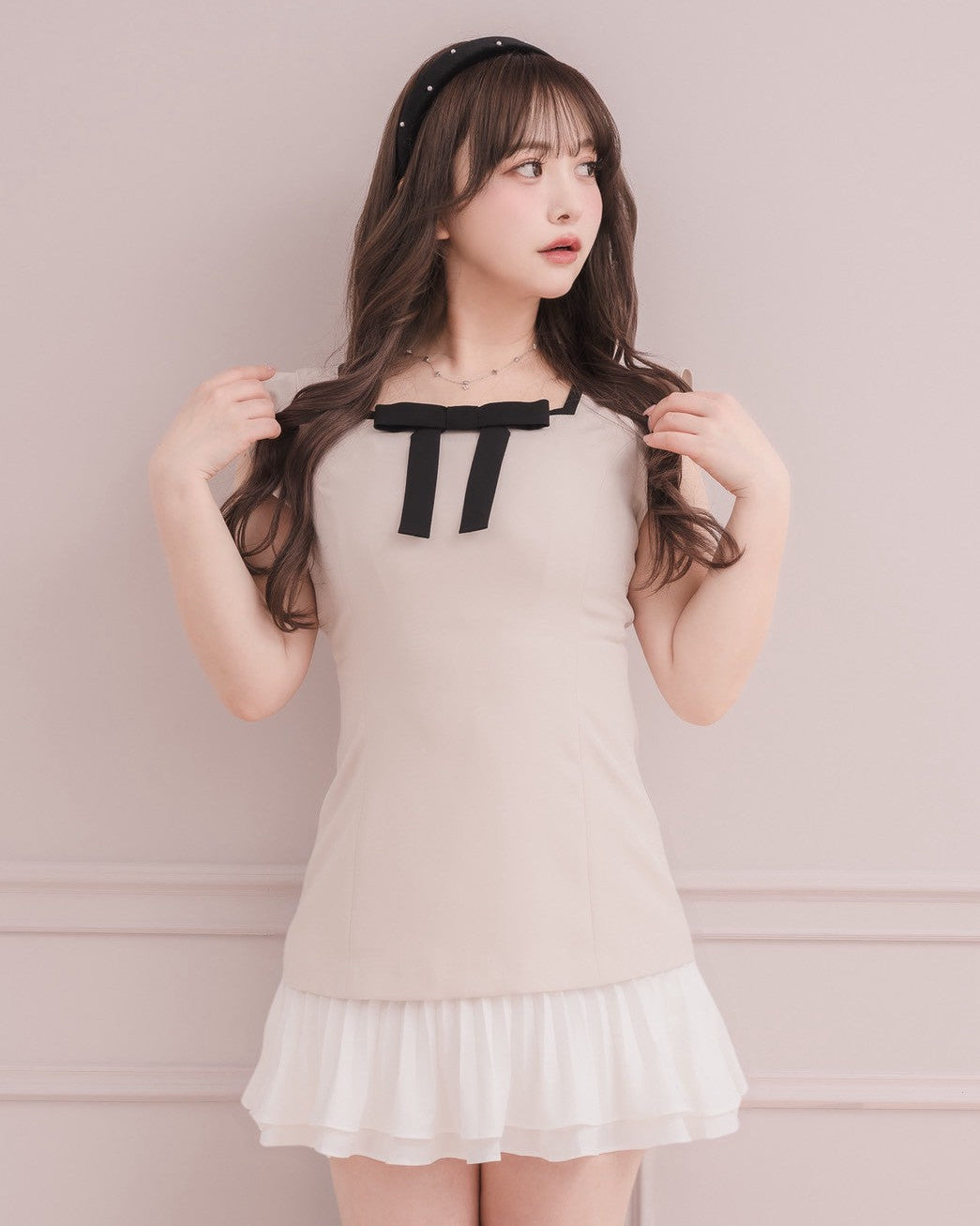 モデル身長:151cm / 着用カラー:ピンクベージュ/着用サイズ:Sサイズ