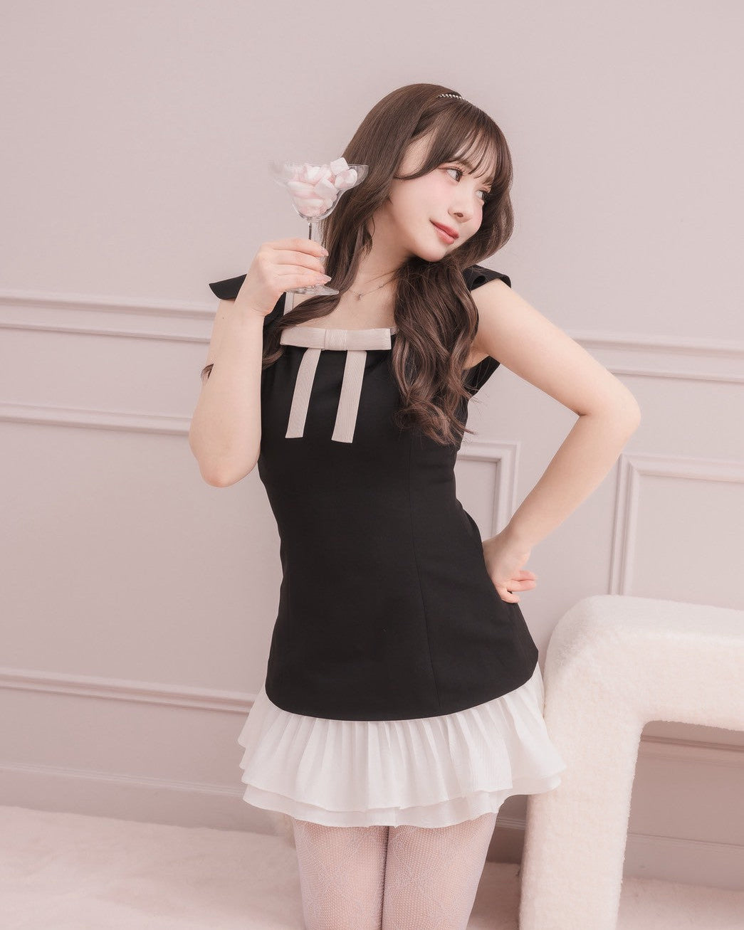 モデル身長:151cm / 着用カラー:ブラック/着用サイズ:Sサイズ