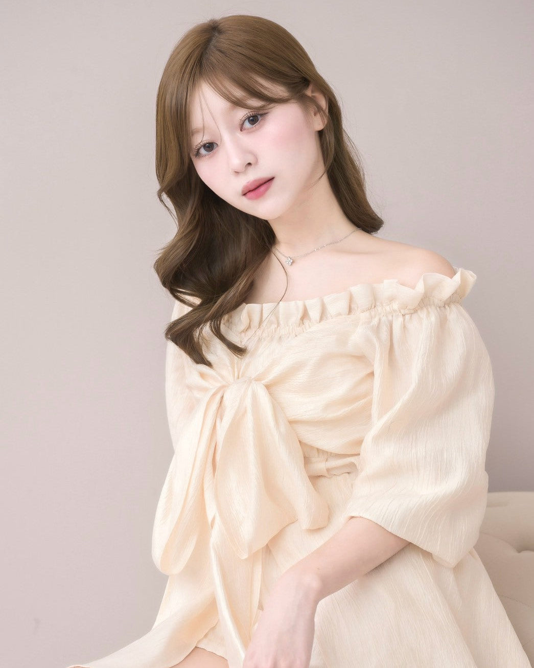 モデル身長:155cm / 着用カラー:アイボリー