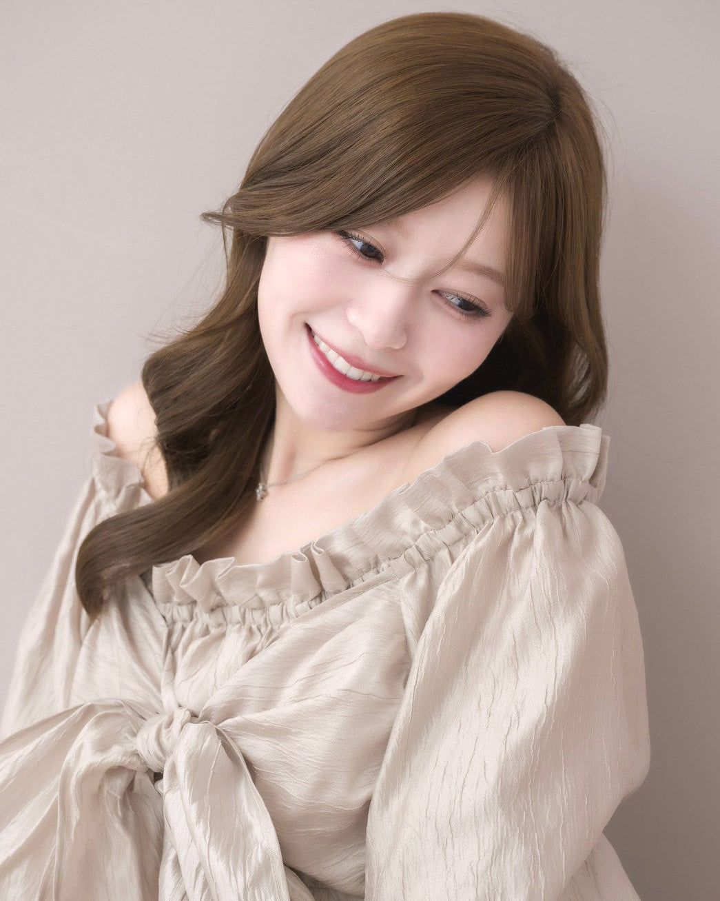 モデル身長:155cm / 着用カラー:ピンクベージュ