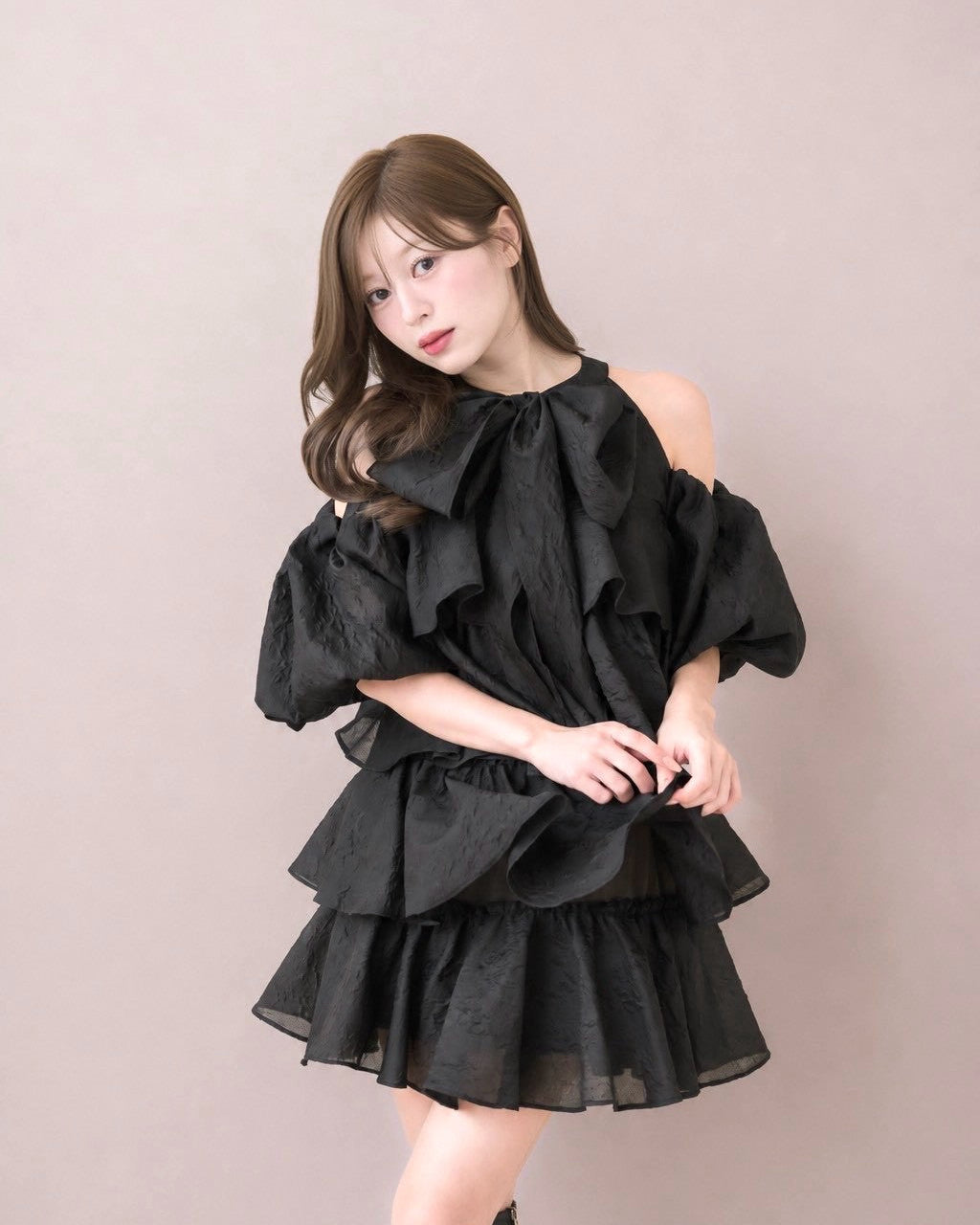 モデル身長:155cm / 着用カラー:ブラック
