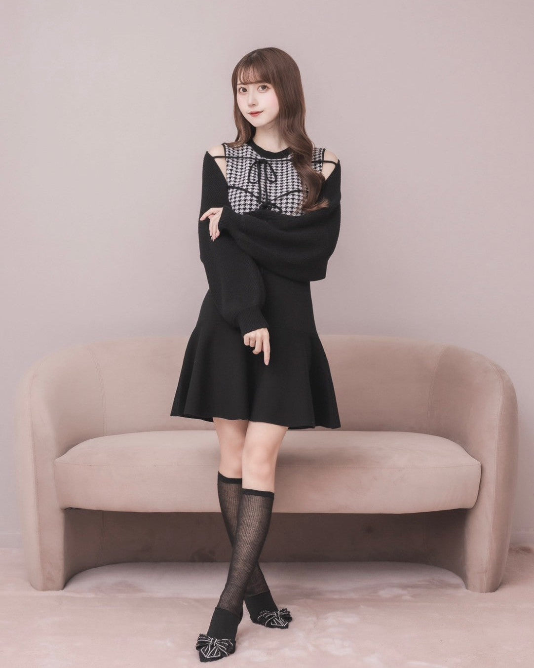 モデル身長:159cm / 着用カラー:ブラック