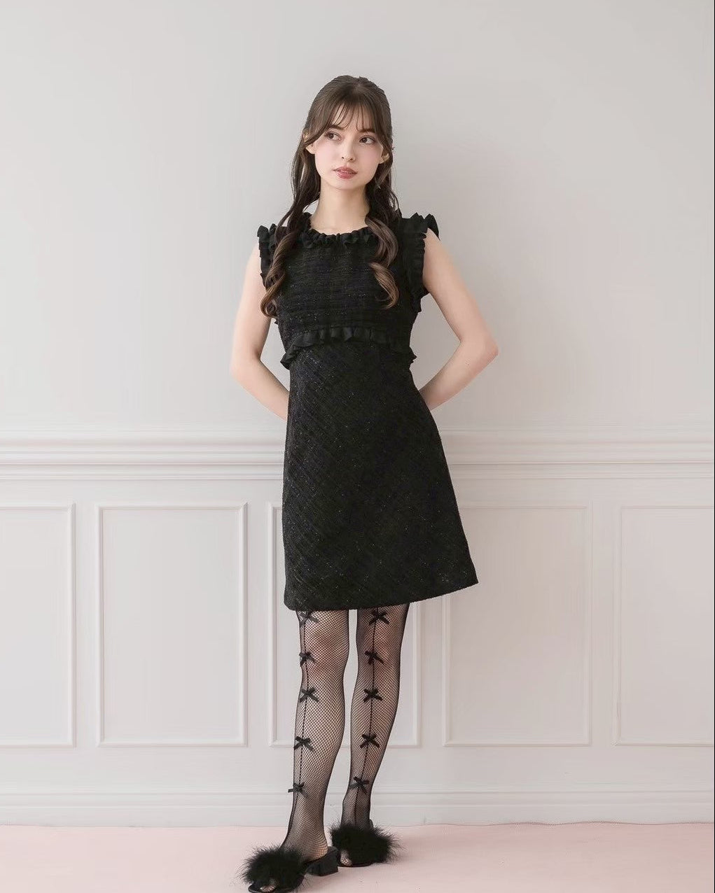 モデル身長:153cm / 着用カラー:ブラック