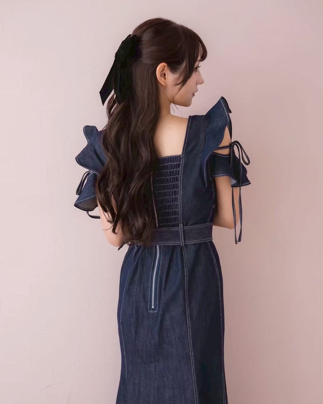 モデル身長:159cm / 着用カラー:インディゴ