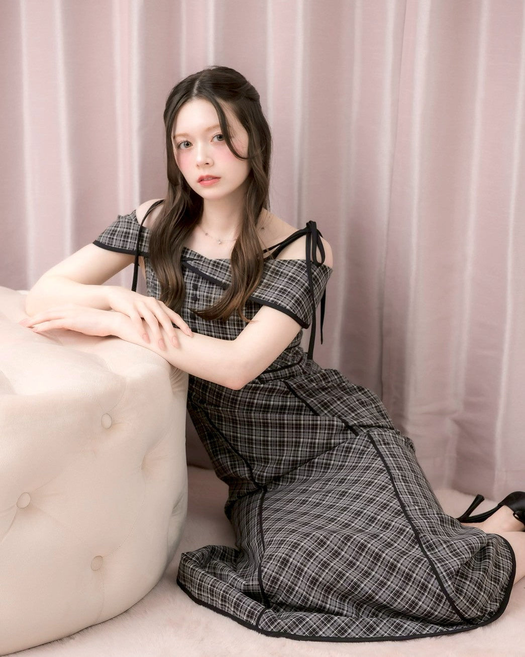モデル身長:155cm / 着用カラー:グレーチェック