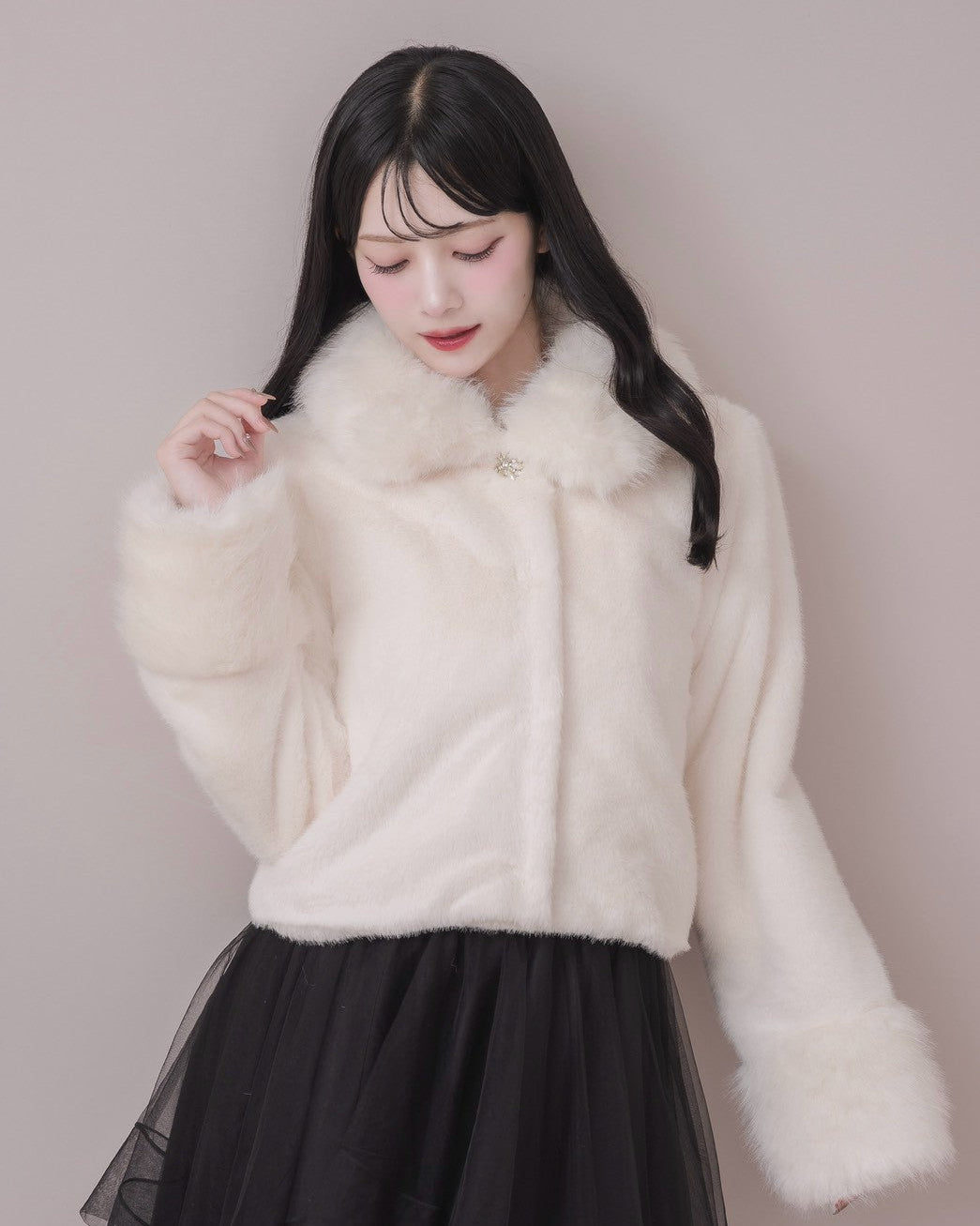 モデル身長:164cm / 着用カラー:アイボリー