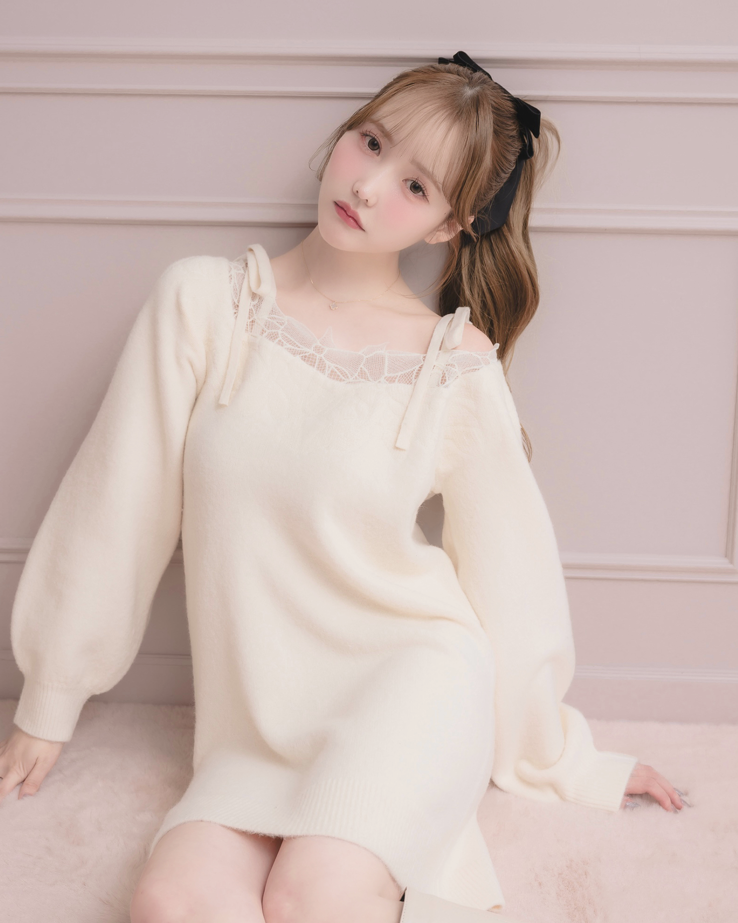 モデル身長：166cm / 着用カラー：アイボリー