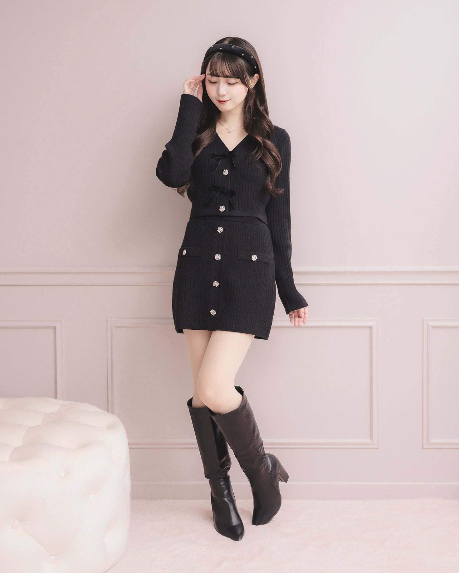 モデル身長：159cm / 着用カラー：ブラック