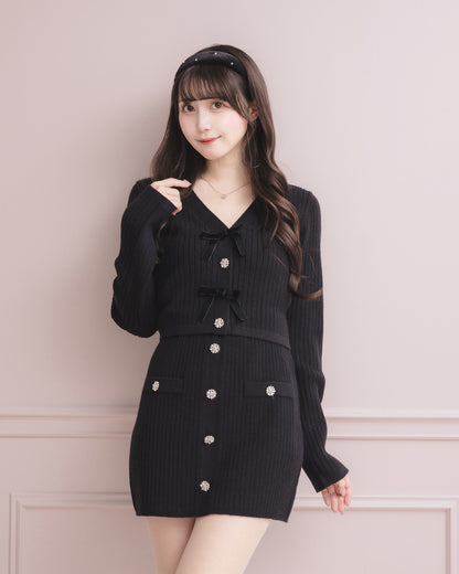モデル身長：159cm / 着用カラー：ブラック