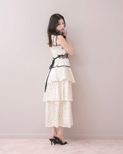 モデル身長：157cm / 着用カラー：ホワイト×ブラック