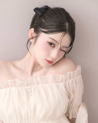 モデル身長：157cm / 着用カラー：アイボリー