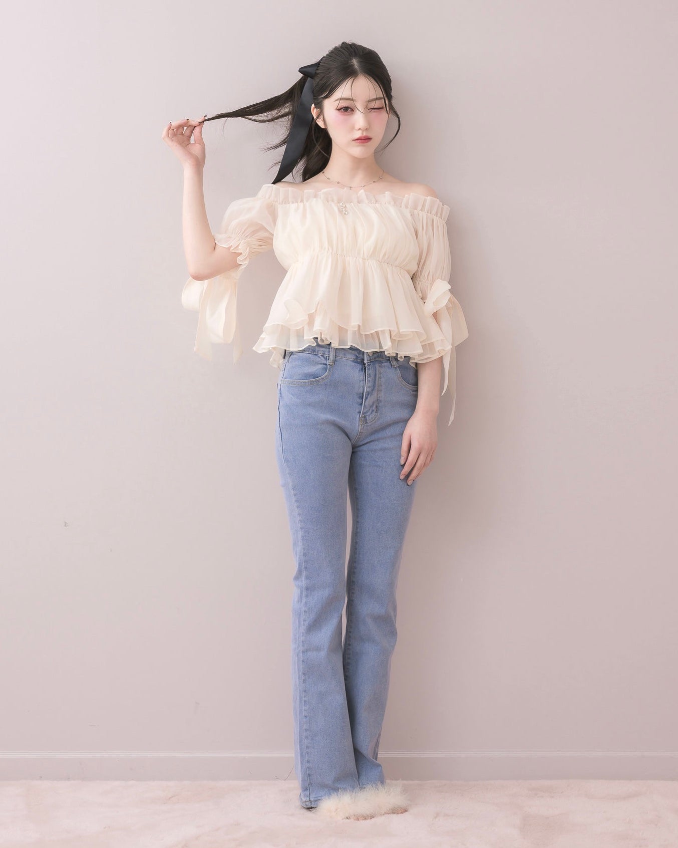 モデル身長：157cm / 着用カラー：アイボリー