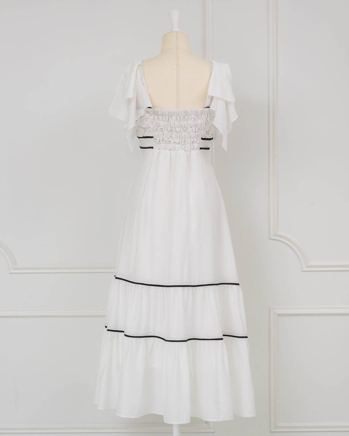 Ribbon Lace Dress – DOLCELICHE（ドルチェリーチェ）