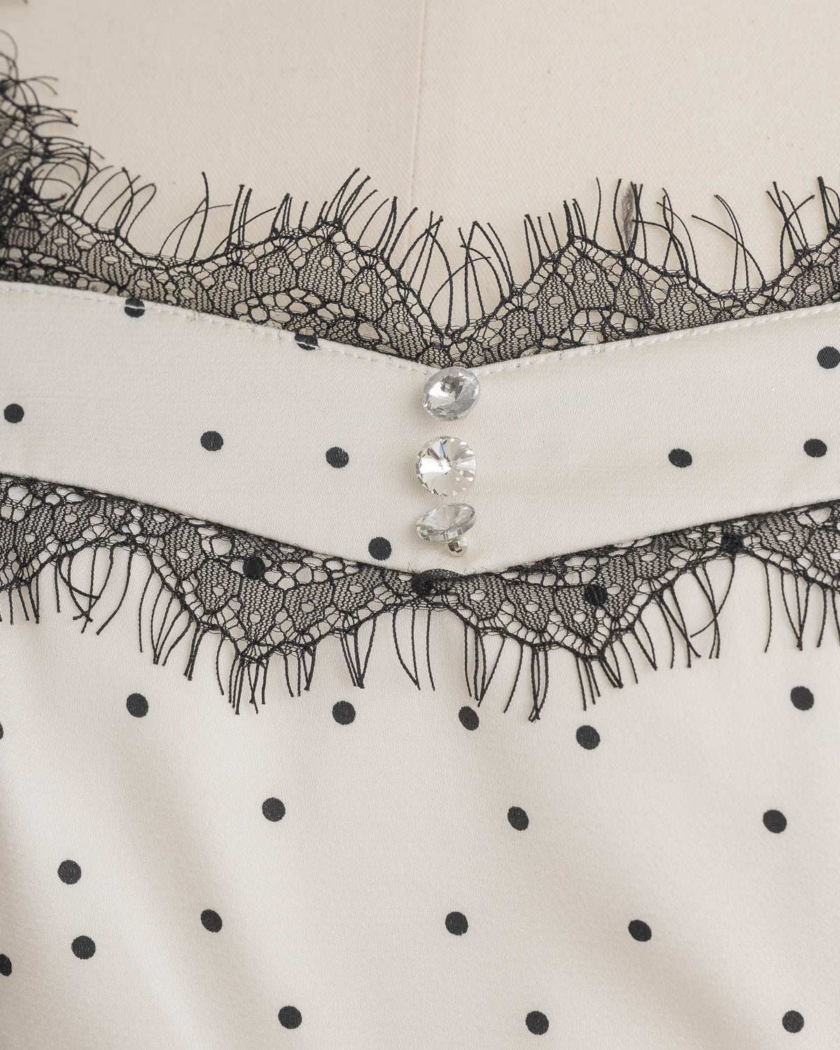Lace Trim Tiered Dress – DOLCELICHE（ドルチェリーチェ）