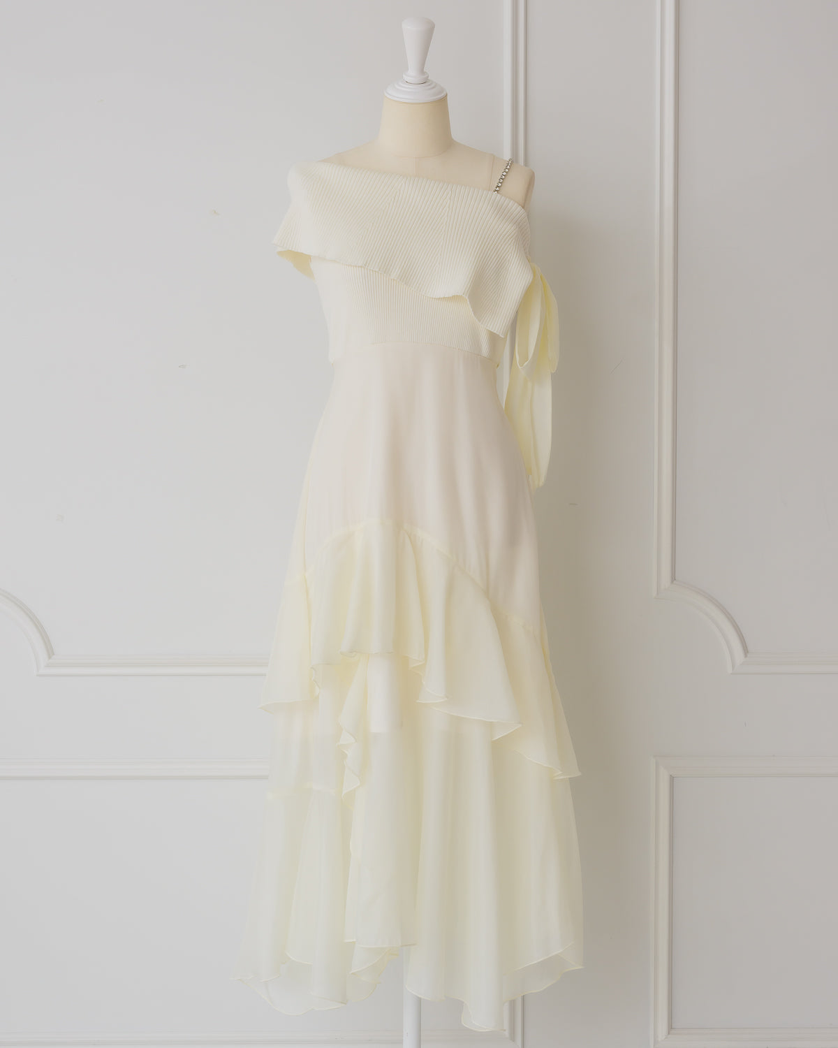 Asymmetric Chiffon Panel Dress – DOLCELICHE（ドルチェリーチェ）