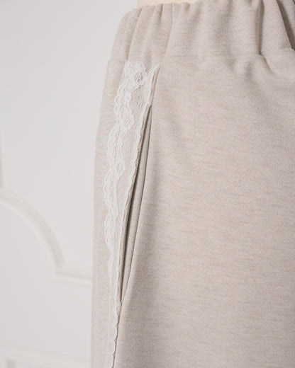 カラー：ベージュ