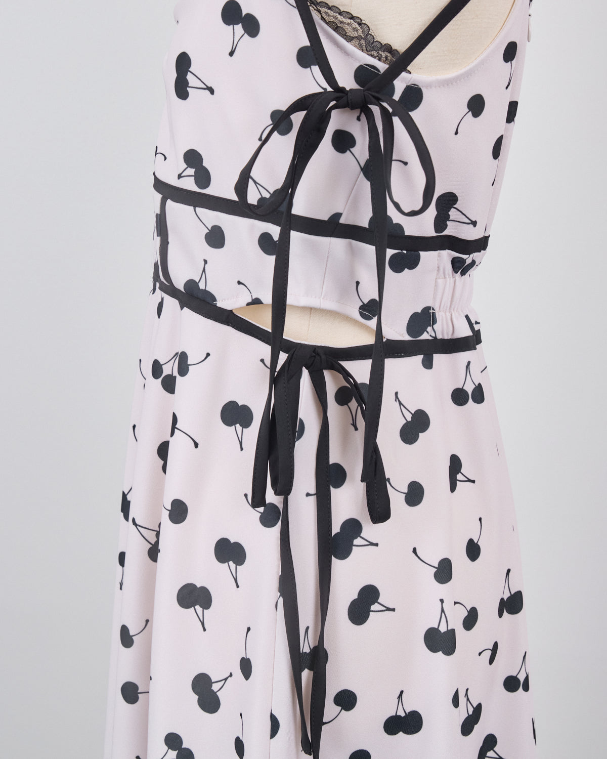 Cherry Print Flared Dress – DOLCELICHE（ドルチェリーチェ）