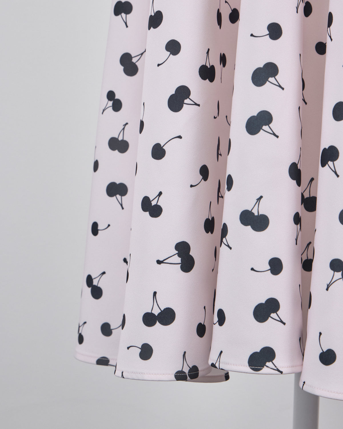 Cherry Print Flared Dress – DOLCELICHE（ドルチェリーチェ）
