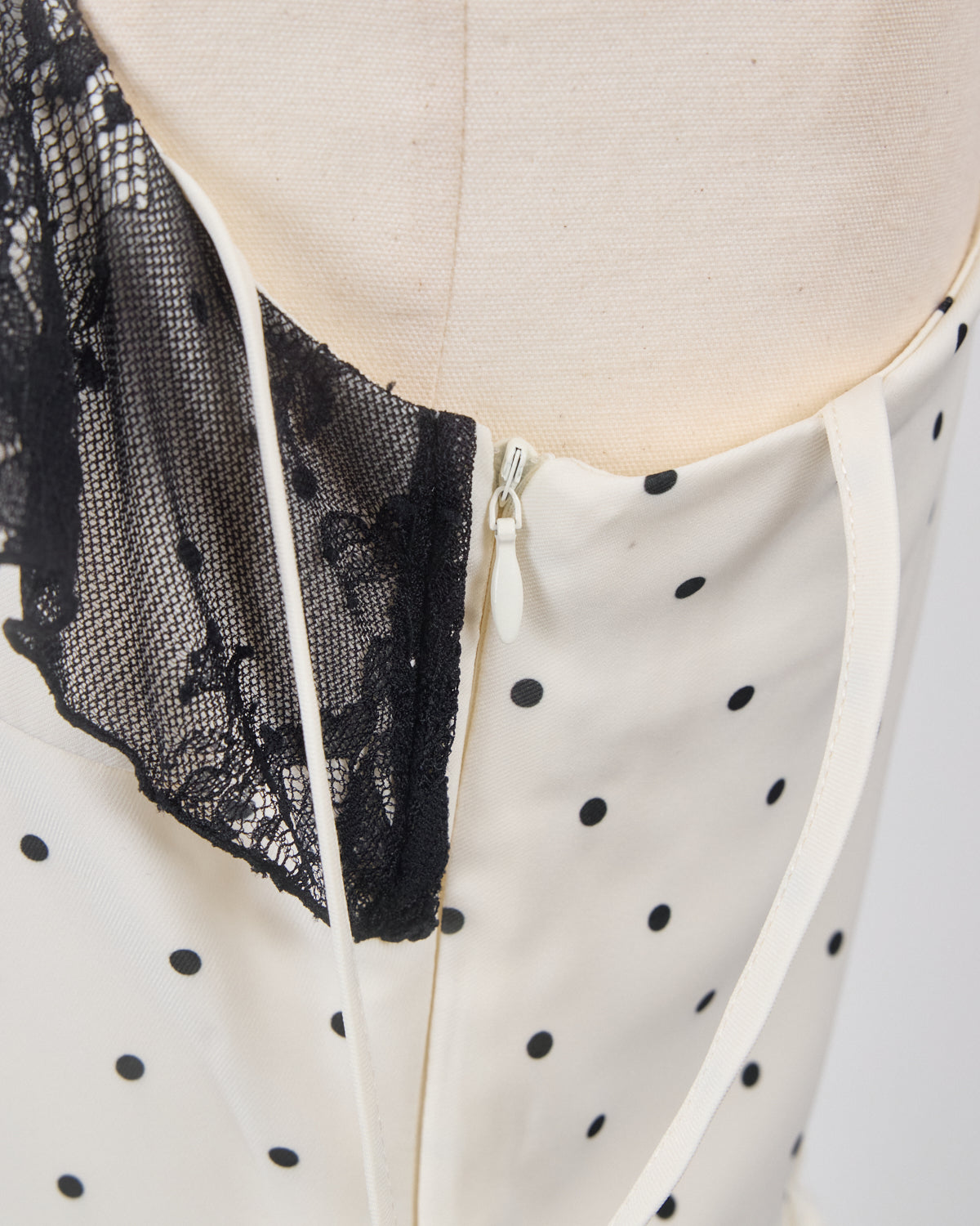 Asymmetric Lace Layered Dress – DOLCELICHE（ドルチェリーチェ）