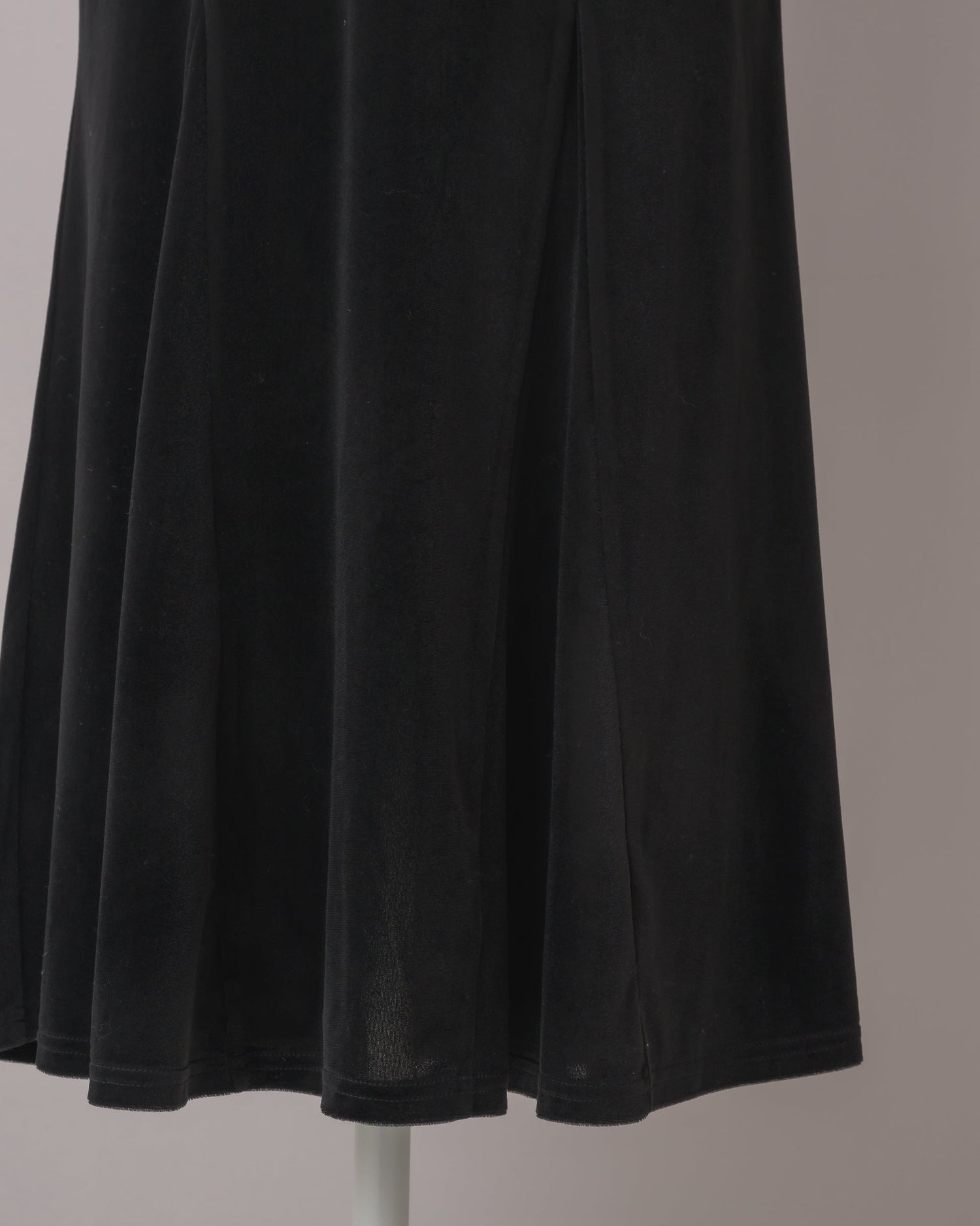 カラー：ブラック
