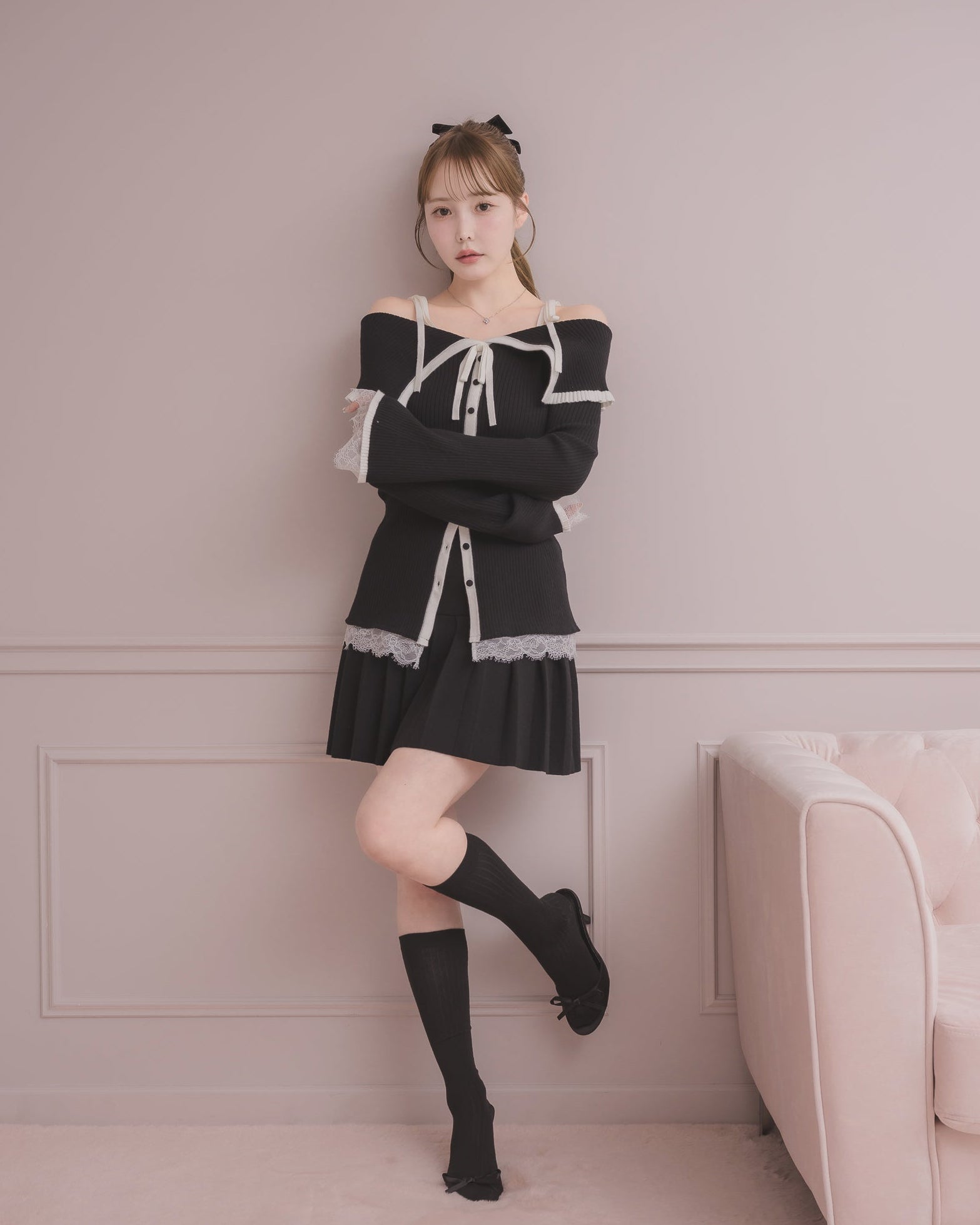 モデル身長：166cm / 着用カラー：ブラック