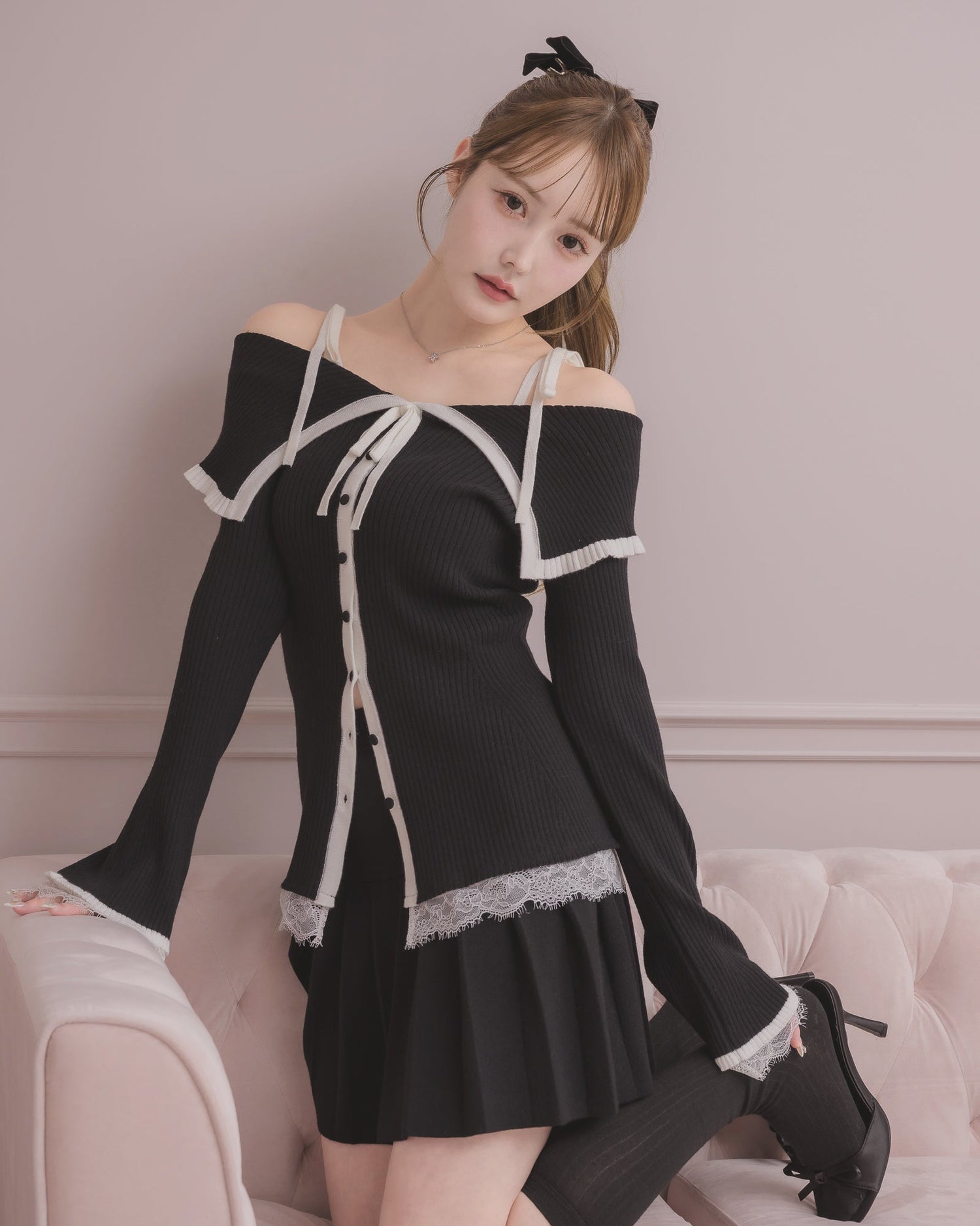 モデル身長：166cm / 着用カラー：ブラック