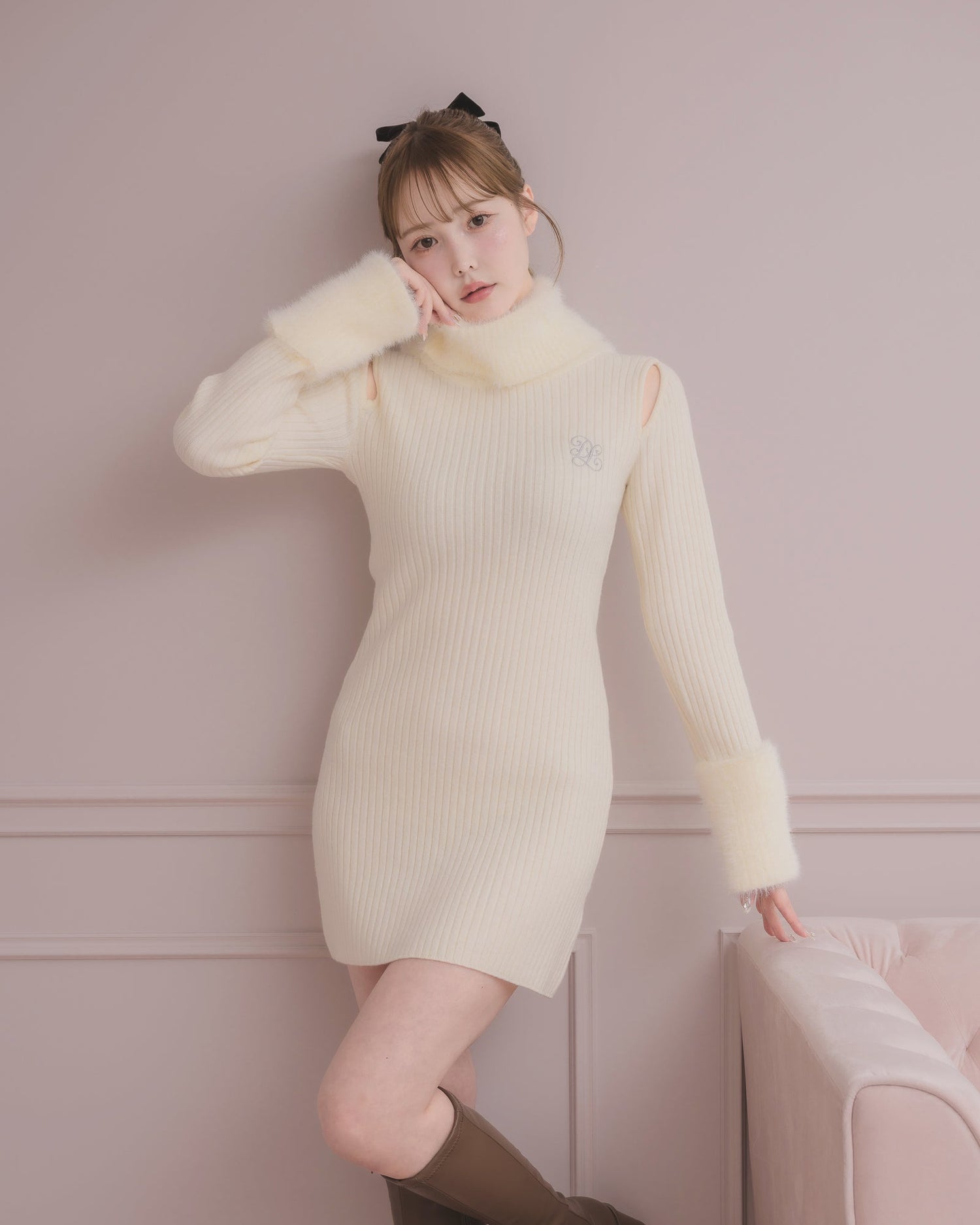 モデル身長：166cm / 着用カラー：ホワイト