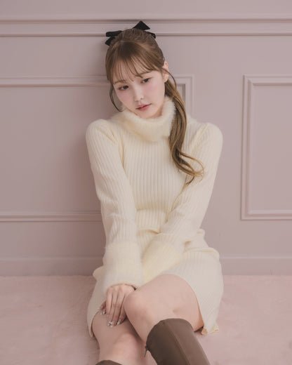 モデル身長：166cm / 着用カラー：ホワイト