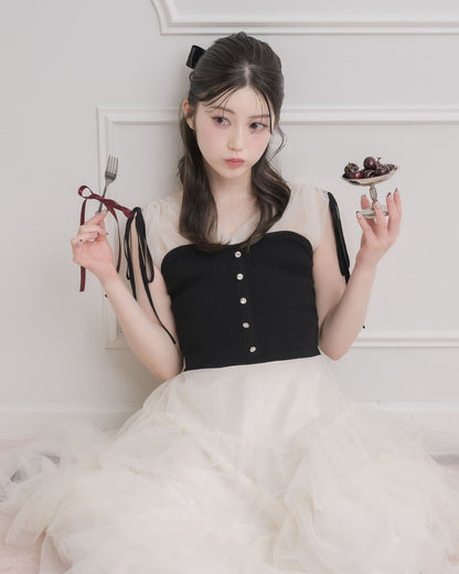 モデル身長：157cm / 着用カラー：ブラック×アイボリー