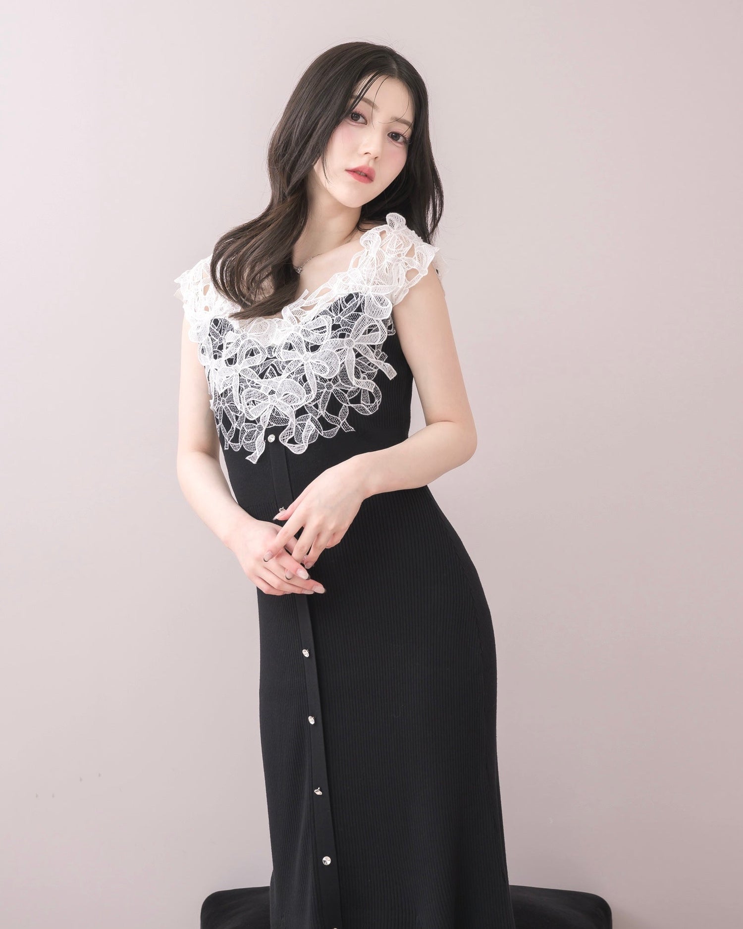 モデル身長：157cm / 着用カラー：ブラック