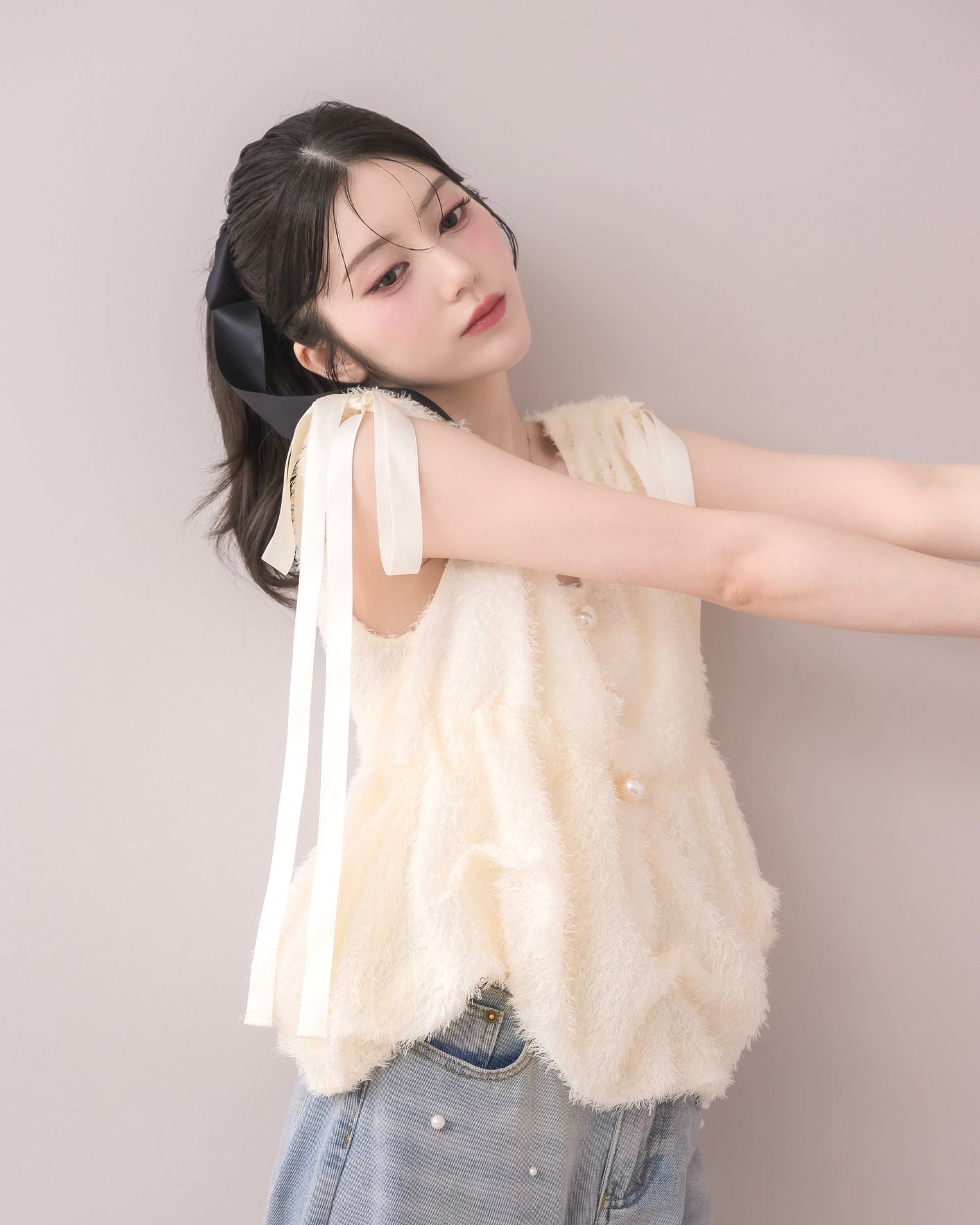 モデル身長：157cm / 着用カラー：アイボリー