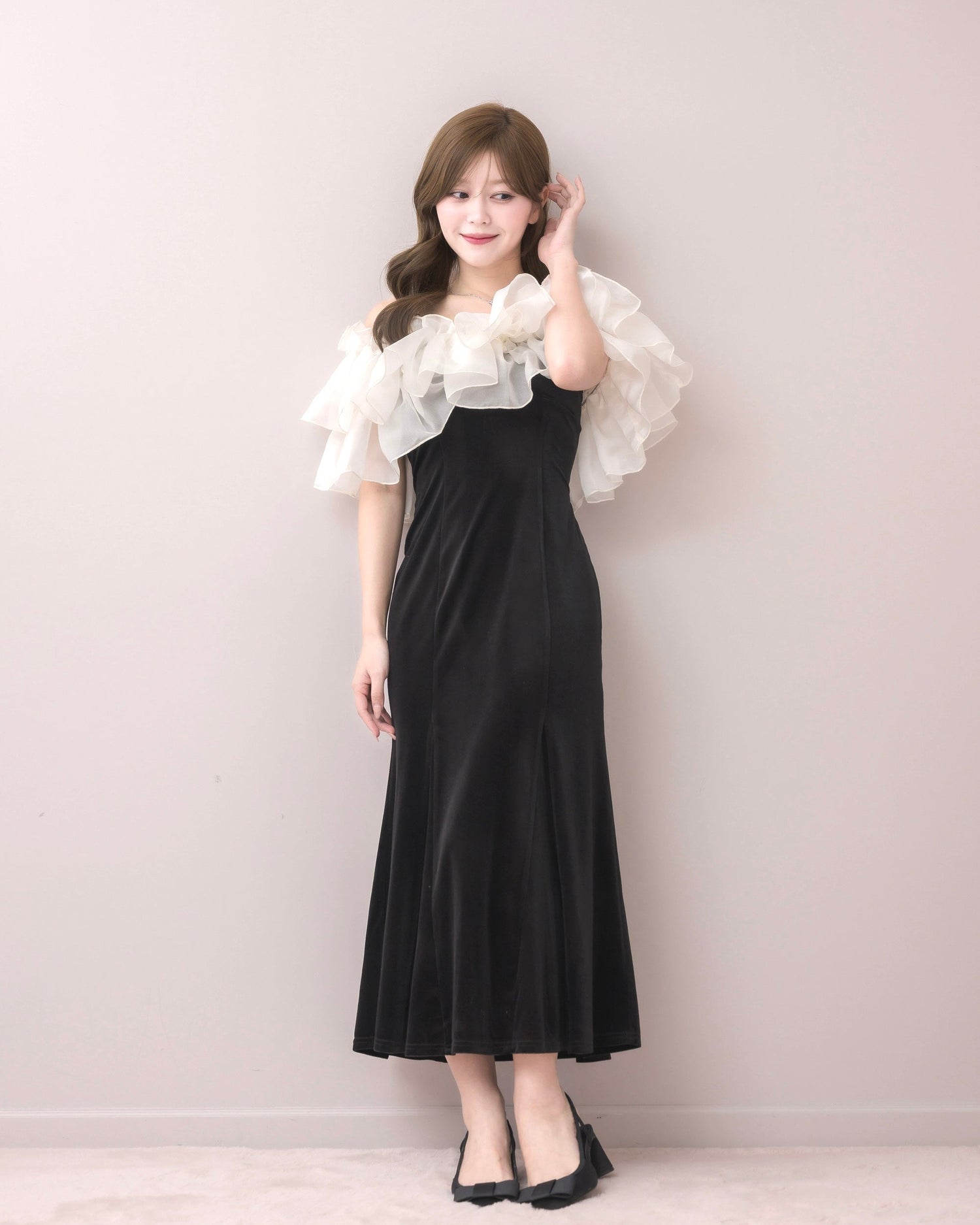 モデル身長：155cm / 着用カラー：ブラック