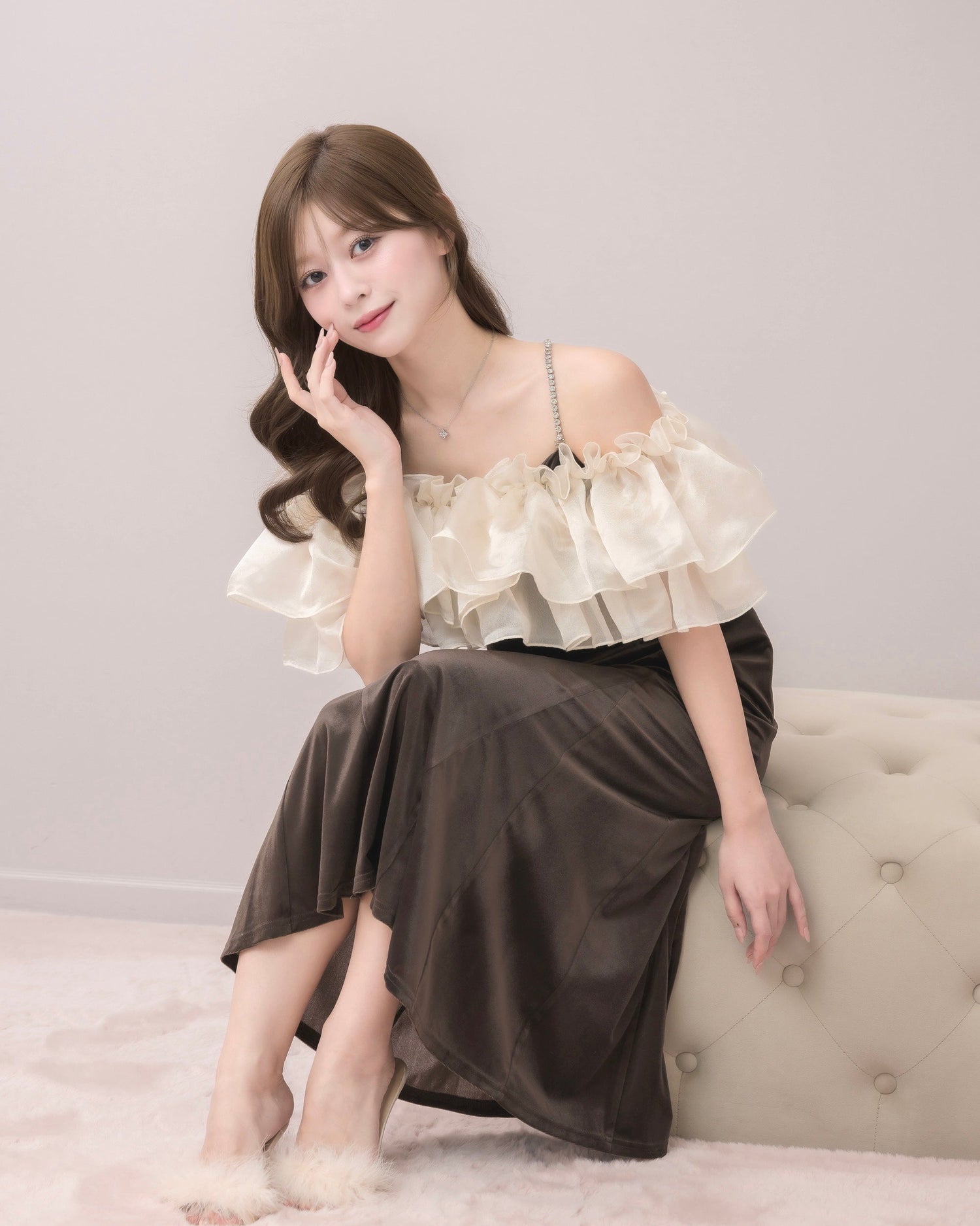 モデル身長：155cm / 着用カラー：ブラウン