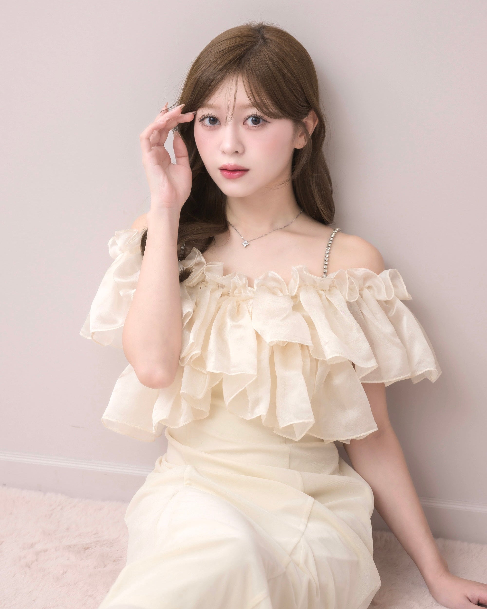 モデル身長：155cm / 着用カラー：アイボリー