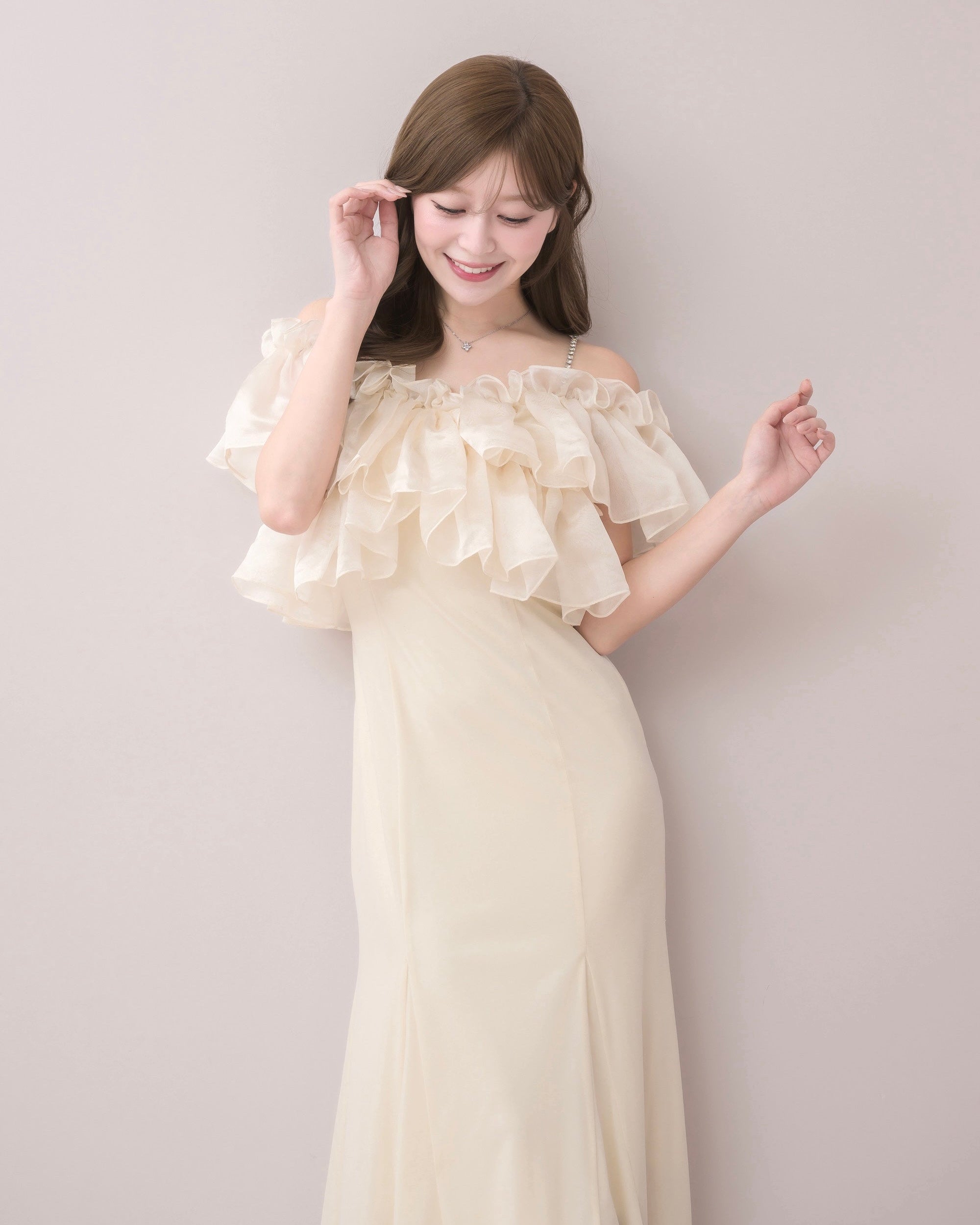 モデル身長：155cm / 着用カラー：アイボリー