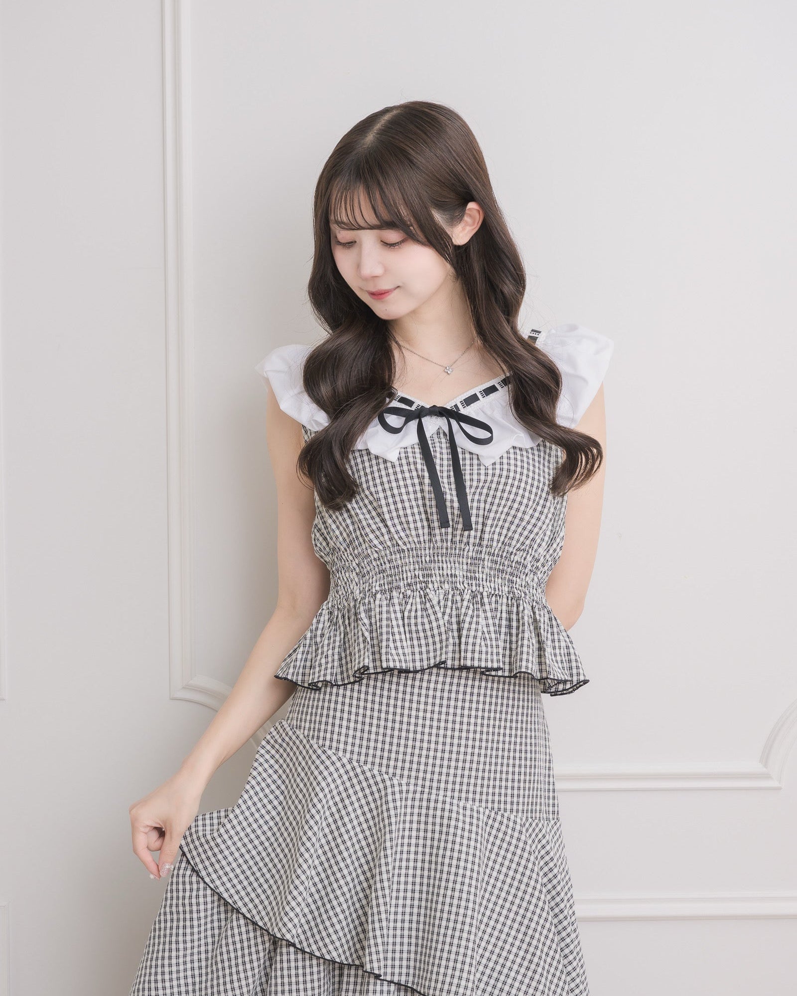 モデル身長：159cm / 着用カラー：ブラックチェック