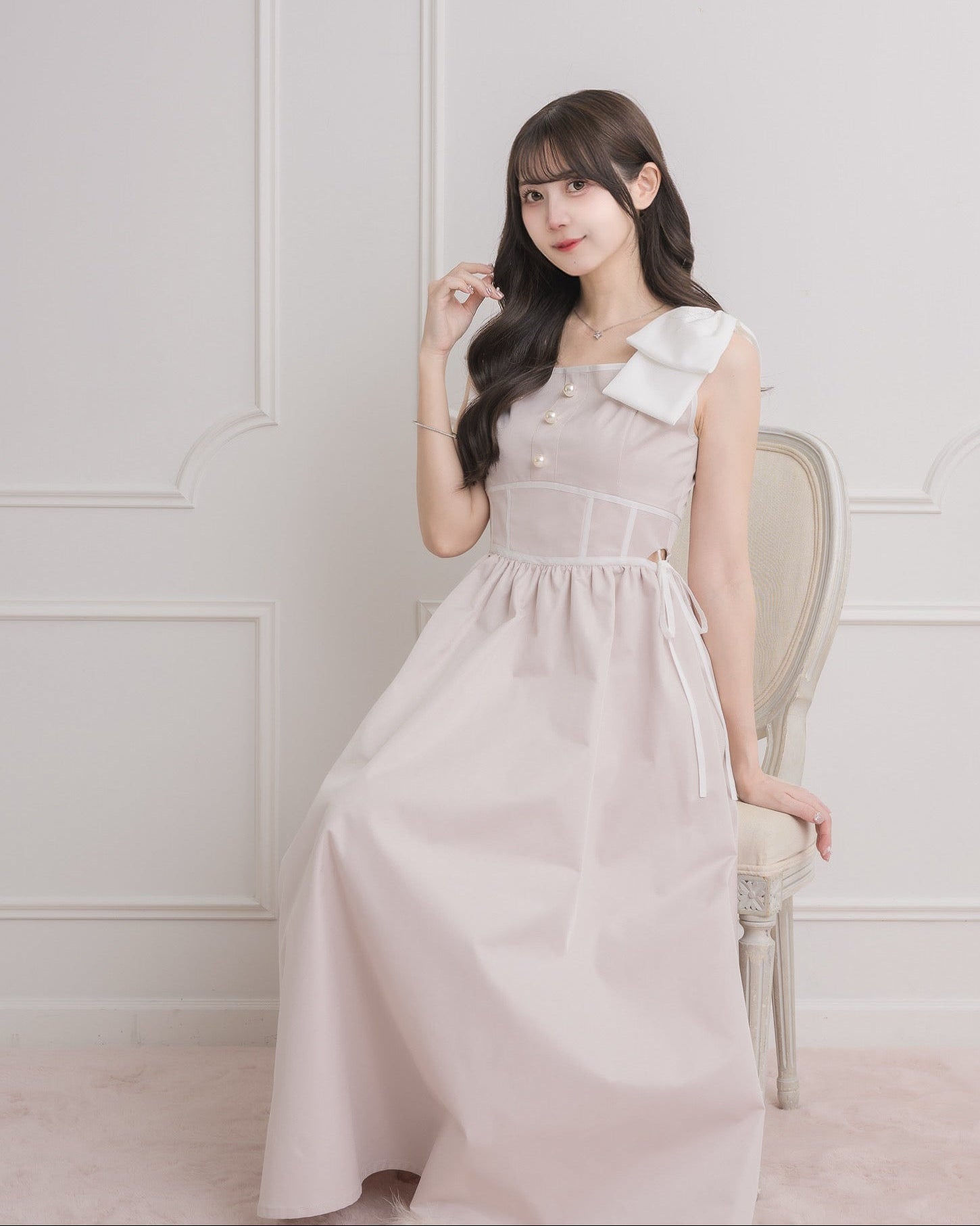 モデル身長：159cm / 着用カラー：ピンクベージュ