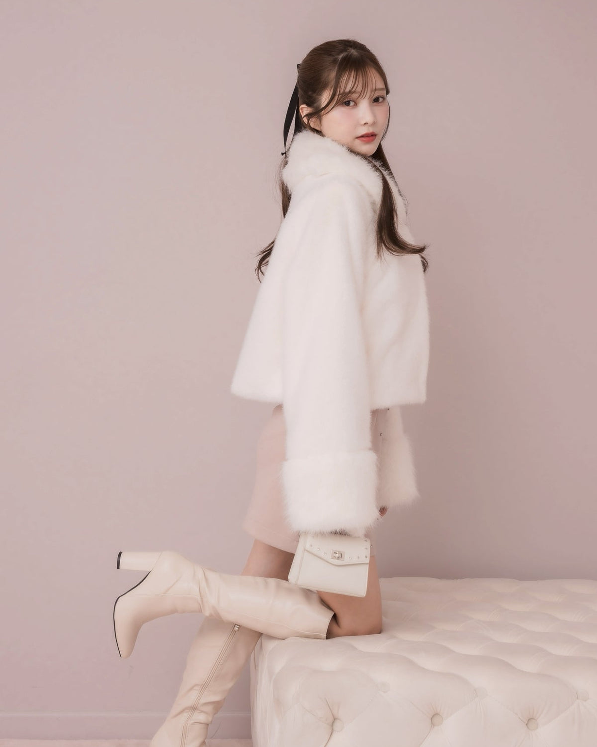 モデル身長：160cm / 着用カラー：アイボリー