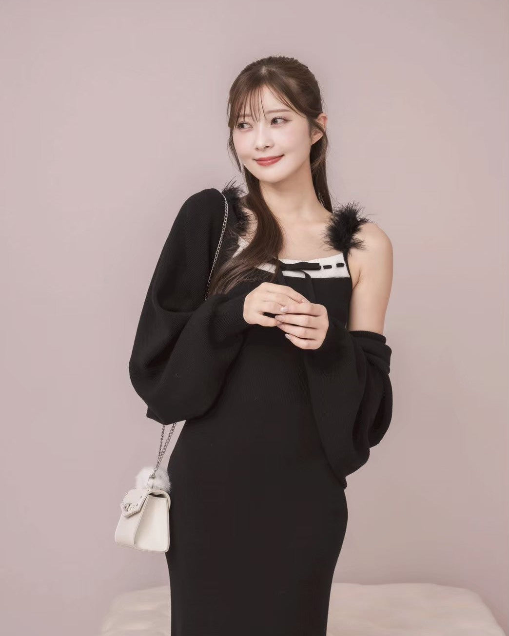 モデル身長：160cm / 着用カラー：ブラック