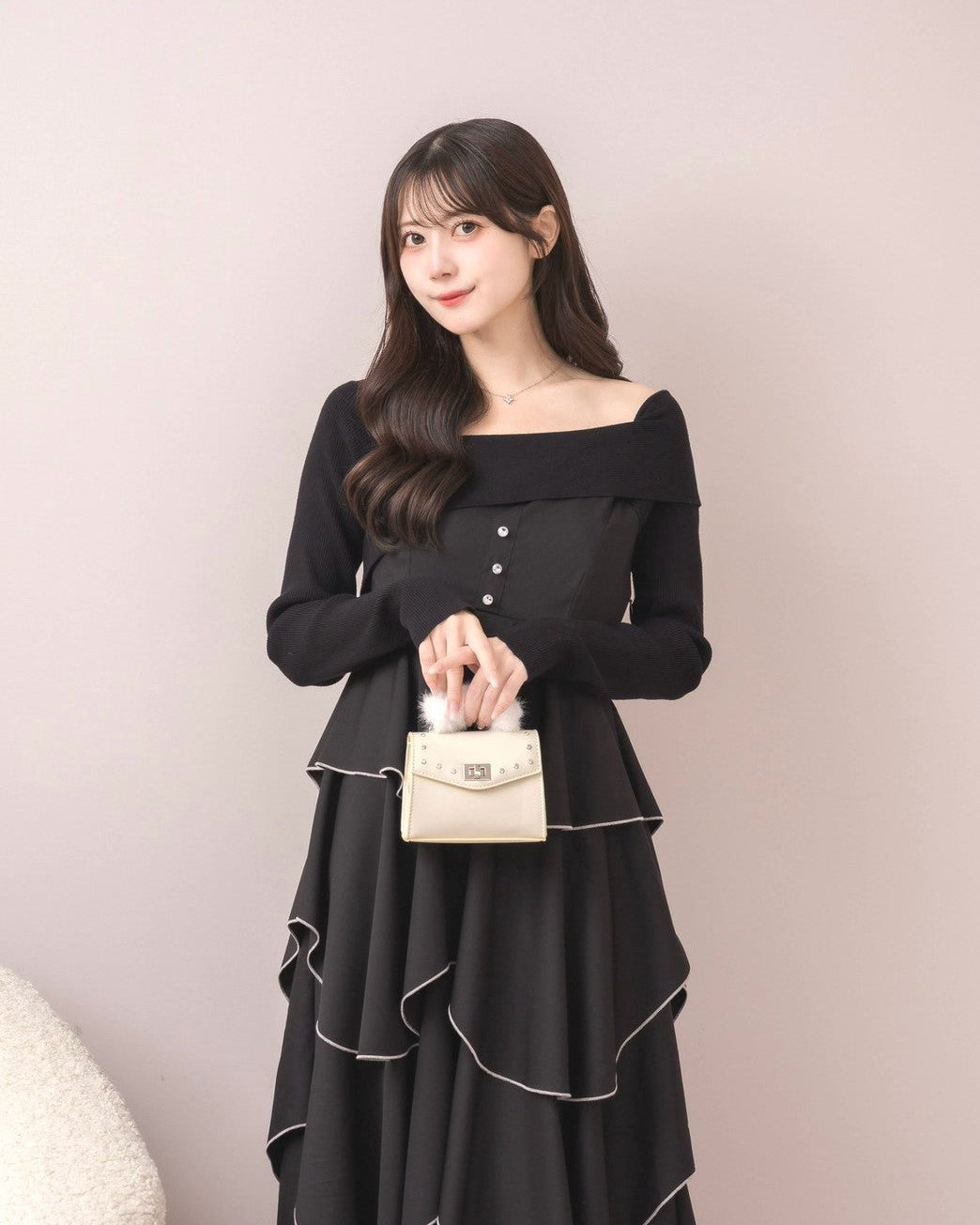 モデル身長：159cm / 着用カラー：ブラック