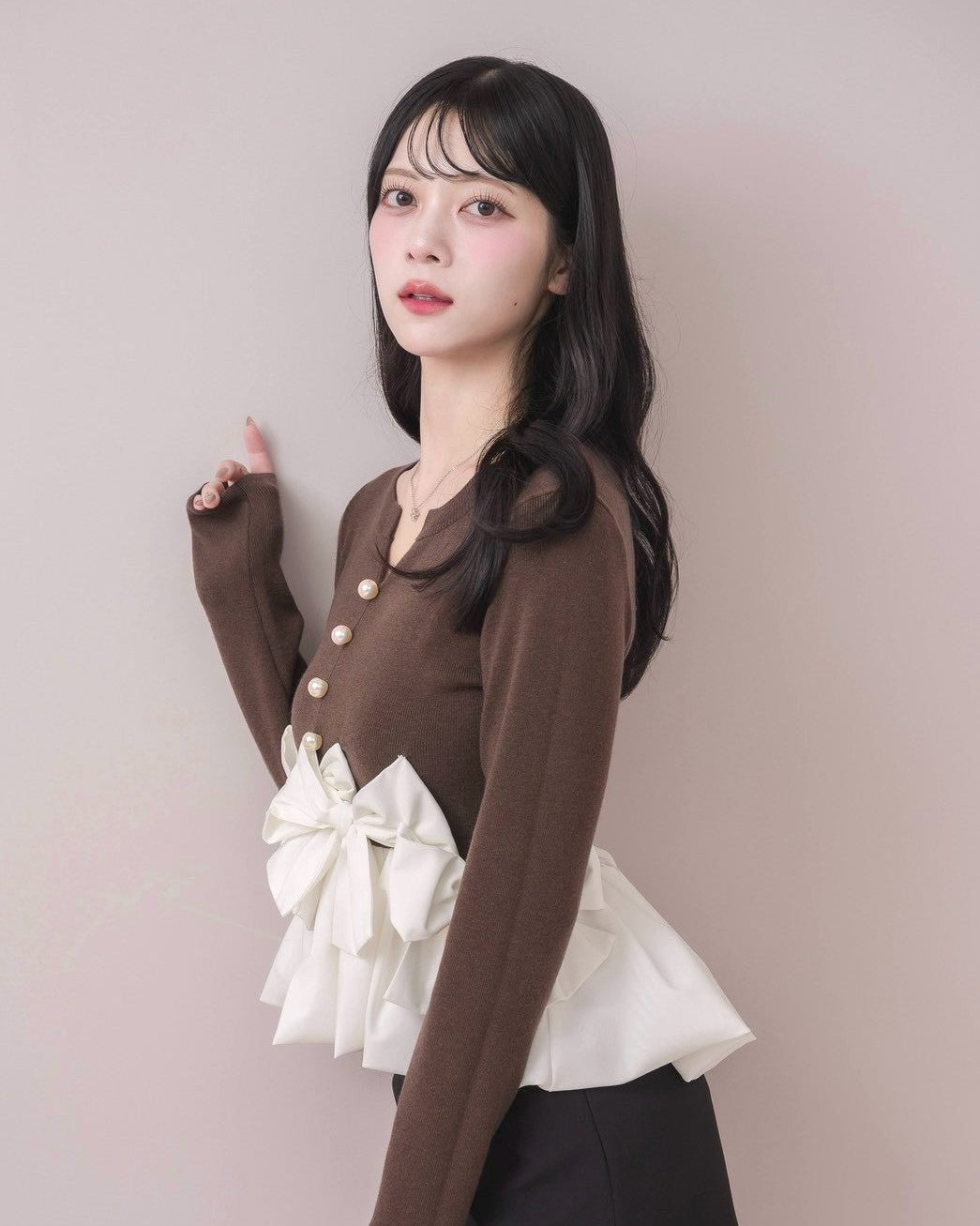 モデル身長：164cm / 着用カラー：ブラウン