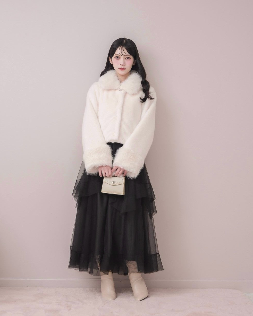 モデル身長：164cm / 着用カラー：ブラック
