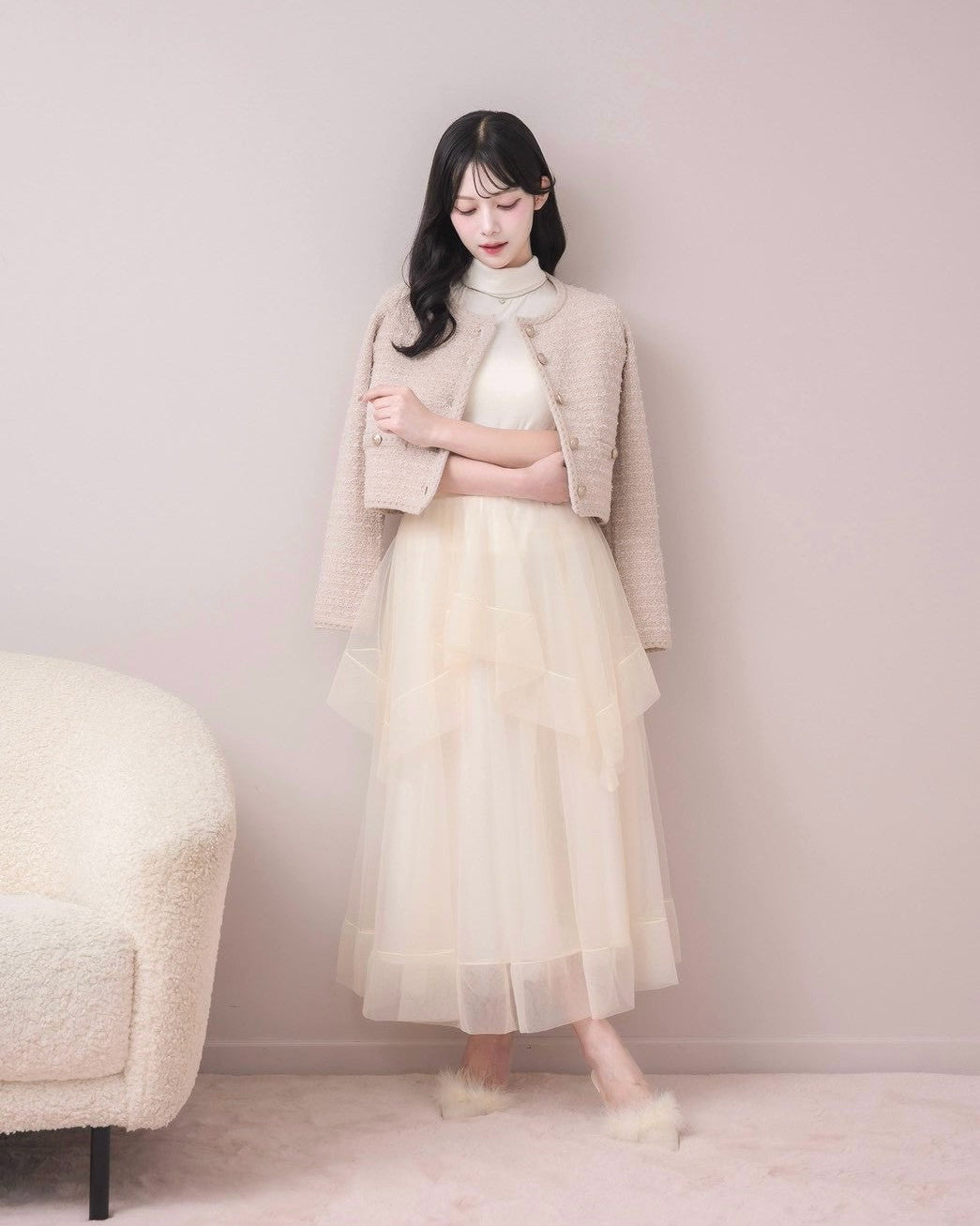 モデル身長：164cm / 着用カラー：アイボリー
