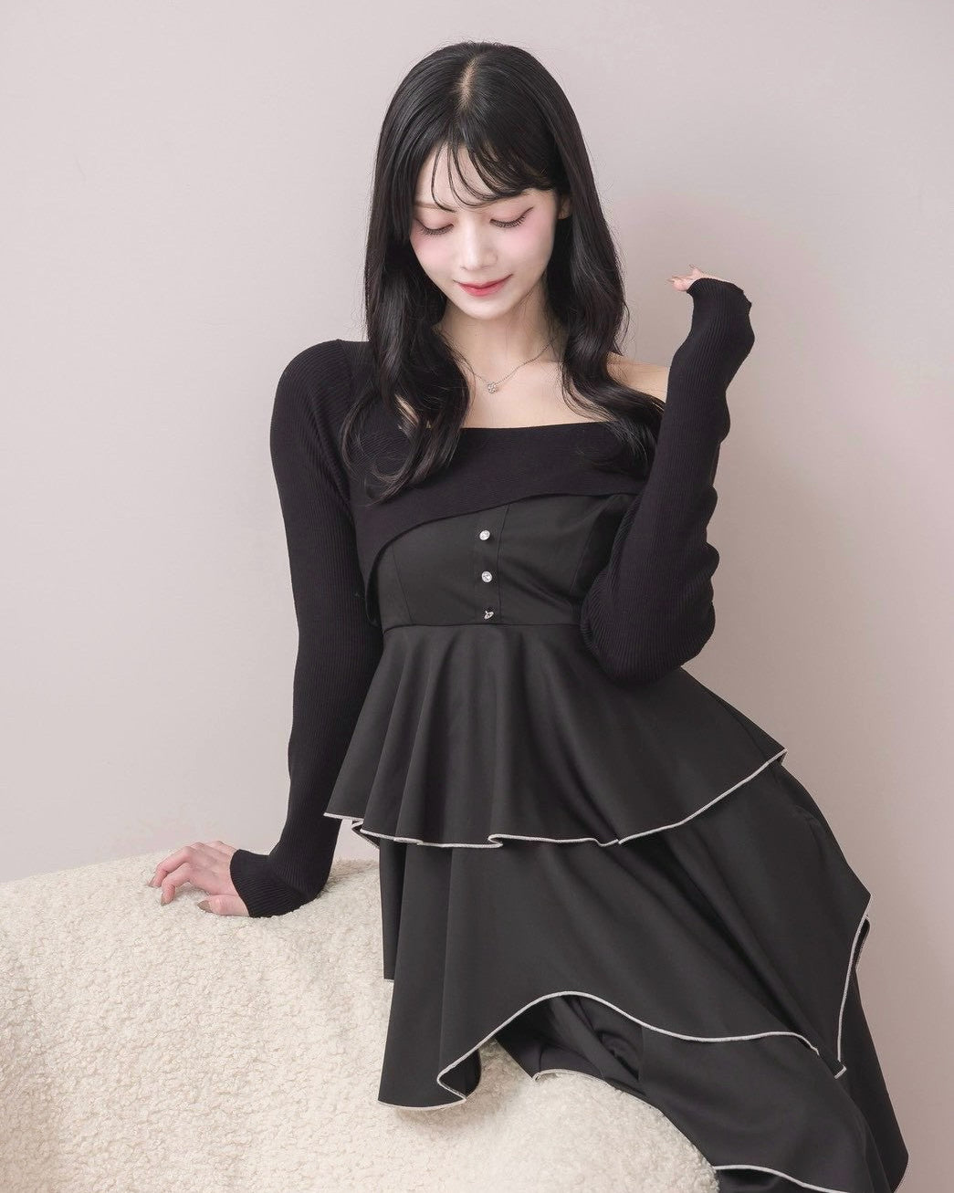 モデル身長：164cm / 着用カラー：ブラック