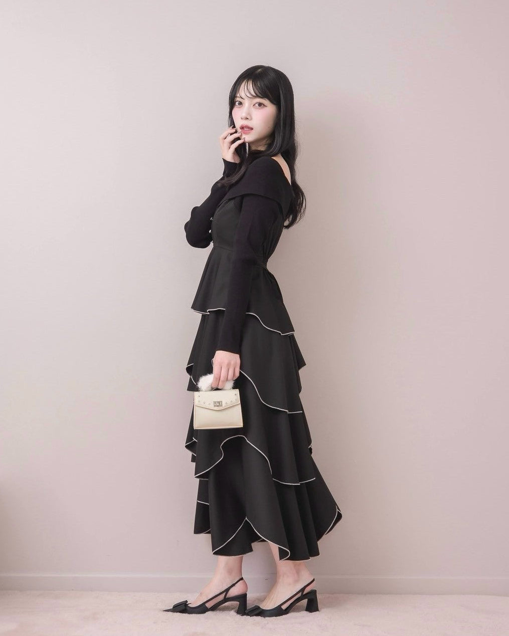 モデル身長：164cm / 着用カラー：ブラック