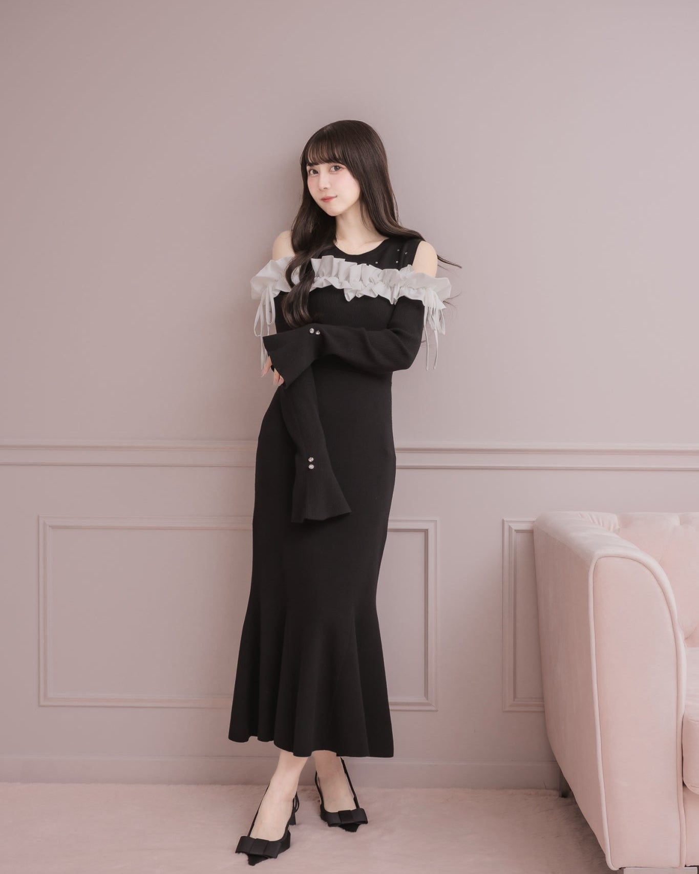 モデル身長：159cm / 着用カラー：ブラック