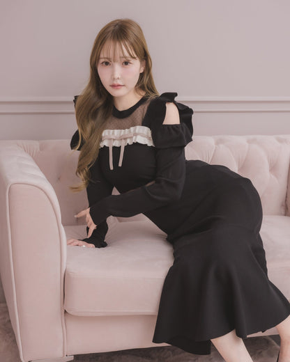 モデル身長：166cm / 着用カラー：ブラック×ピンク